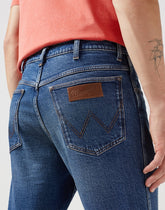 Męskie Spodnie Jeansowe Wrangler River Seeing Double 112352672